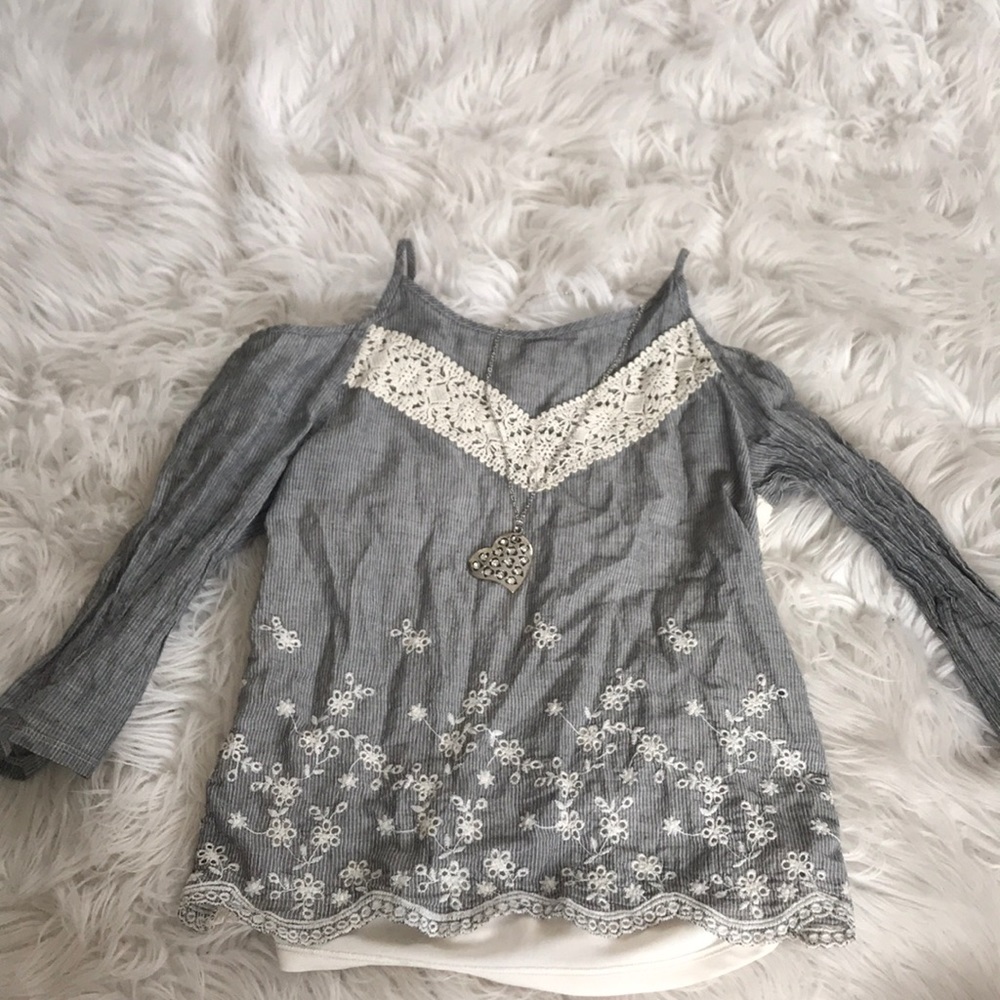 Arizona Jeans Open Shoulder Shirt